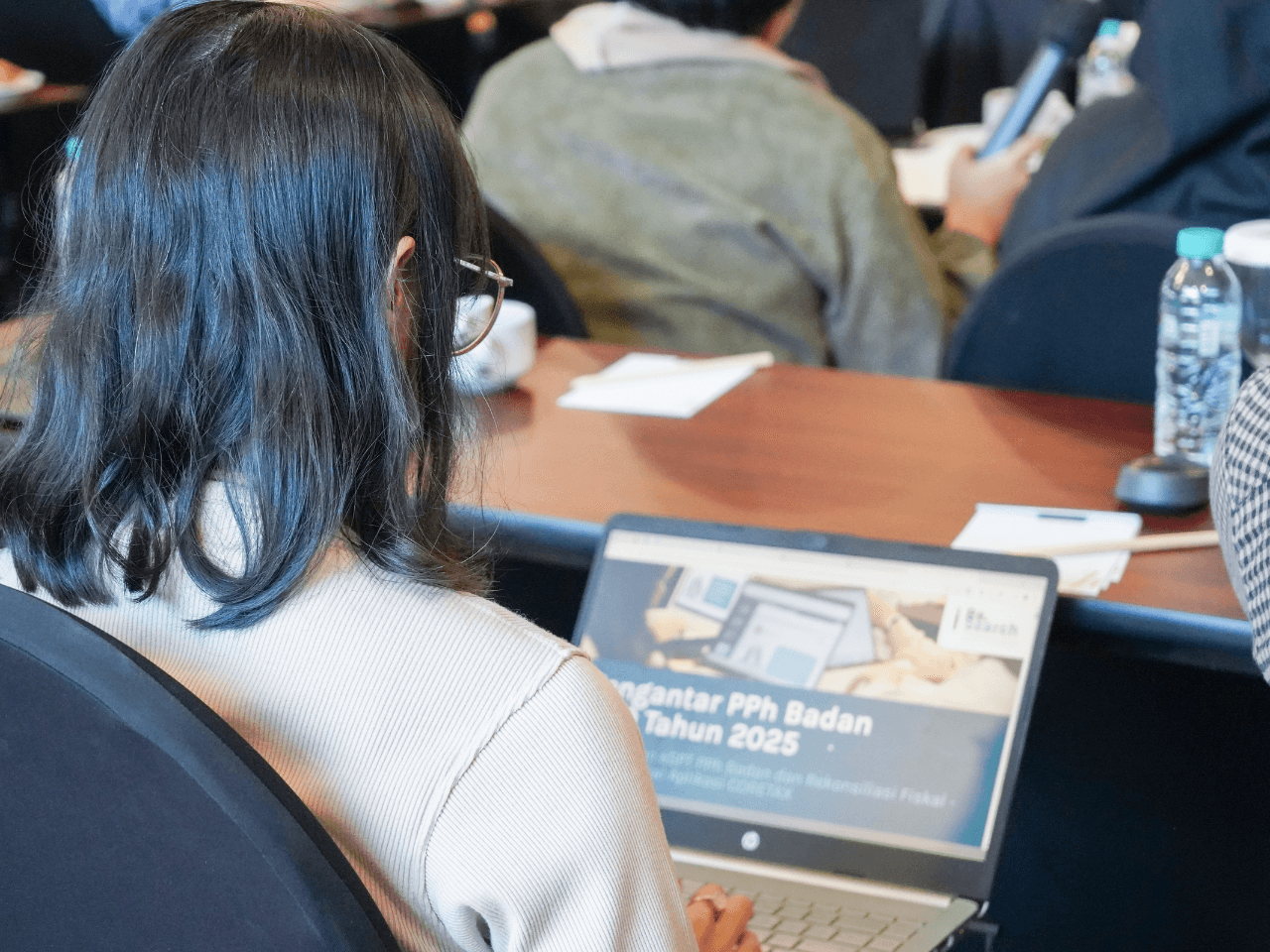 Cover Page Pelatihan Re.Search